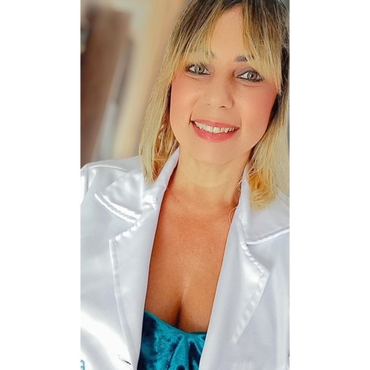 Flávia Gomes de Souza