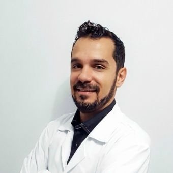 Dr. Marcelo Matos