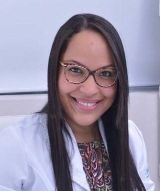 Dra. Anne Stephany Reis Costa