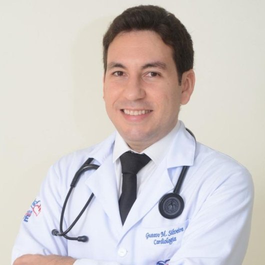 Dr. Gustavo Medeiros Silveira