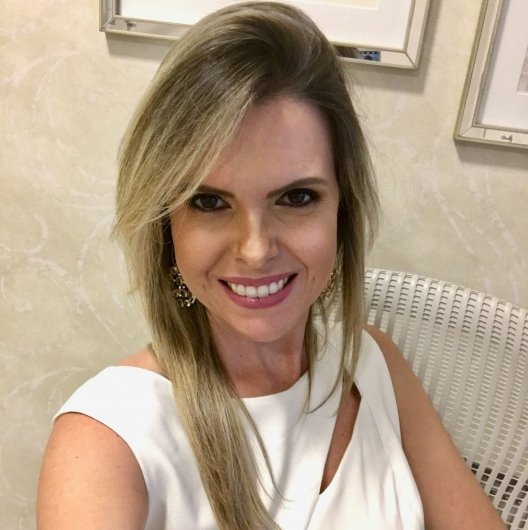 Dra. Daniela Sanchez Monteiro de Barros