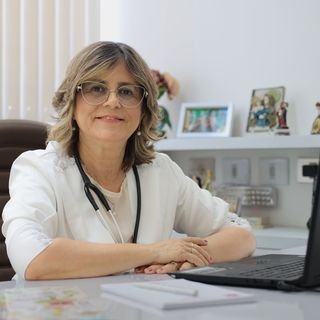 Dra. Niedja Wanderley de Siqueira de Araujo
