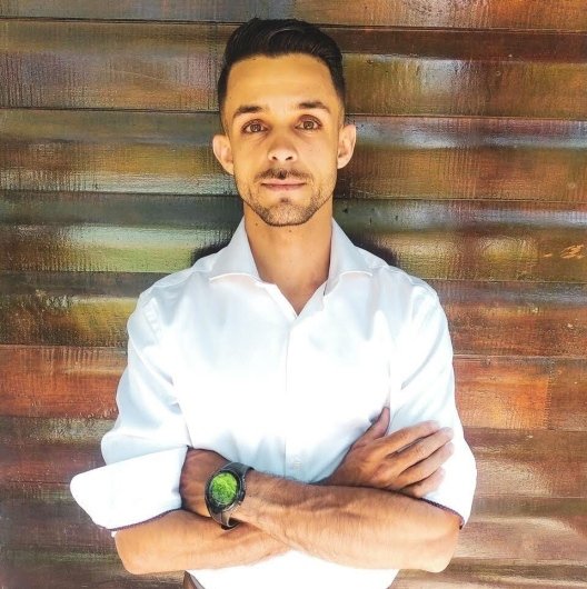 Dr. Paulo Nazário