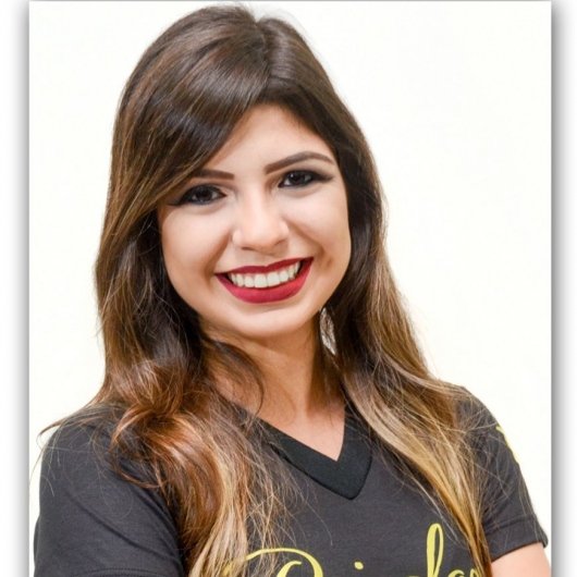 Ana Elisa Bueno