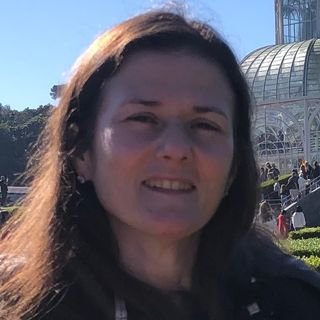 Dra. Alessandra Mara de souza