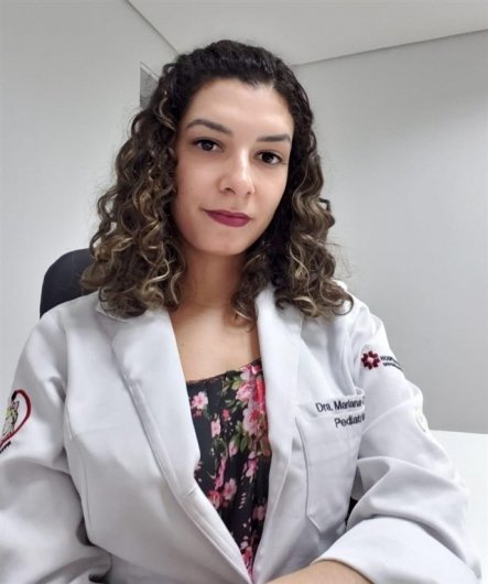 Dra. Mariana Canato