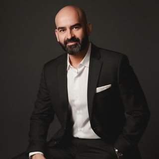 Dr. Saulo Pires