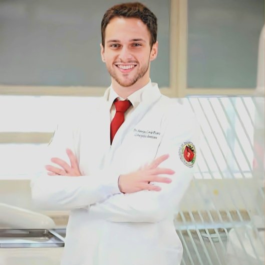Dr. Henrique Pizarro