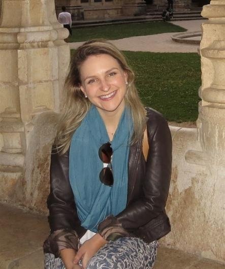 Dra. Carolina Fischer Becker