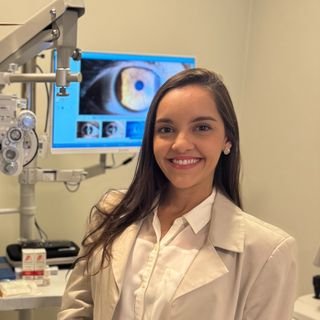Dra. Marina Leão Veloso Salles