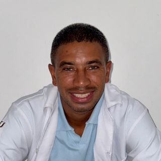 Dr. Igor Rodrigues