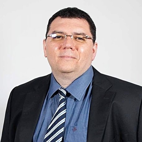 Dr. Marcus Bessa