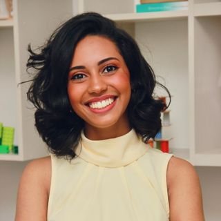 Emelle Nayara Santos