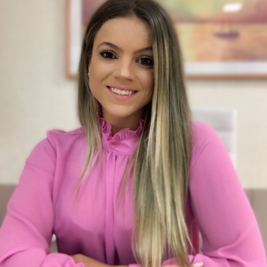 Fernanda Mello