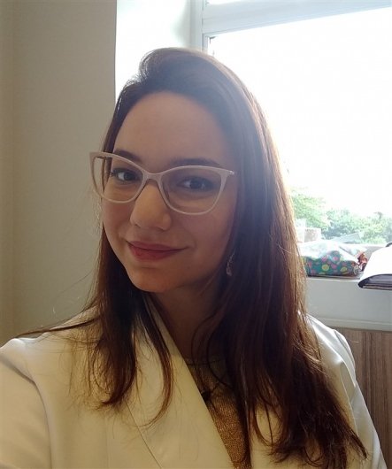 Dra. Talita Azevedo