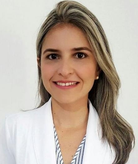Dra. Aline Sales Nunes