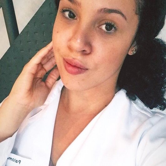 Dra. Paloma Alves Cruz