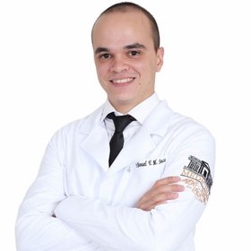 Dr. Manuel Vitor Menezes de Souza