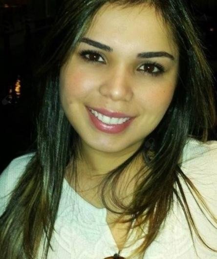 Dra. Viviane Sales de Mendonça