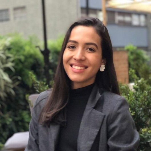 Dra. Rafaella Lorenna