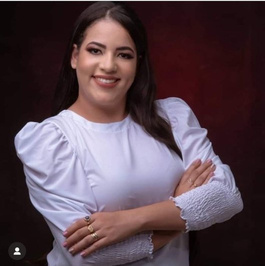 Dra. Rosiane Cesário