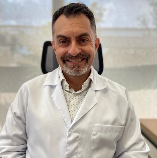 Dr. Nassim Samaan