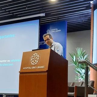 Dr. Fabio César Gravina Olivieri