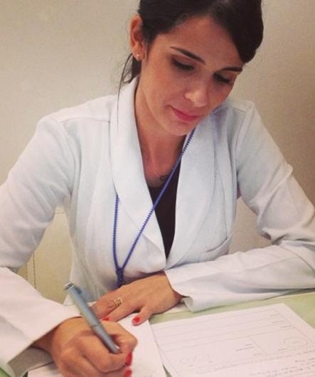 Dra. Juliana Sá Ferraz