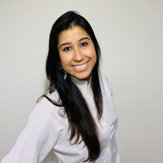 Beatriz Rezende Silveira