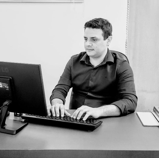 Dr. Wesley M. Vieira