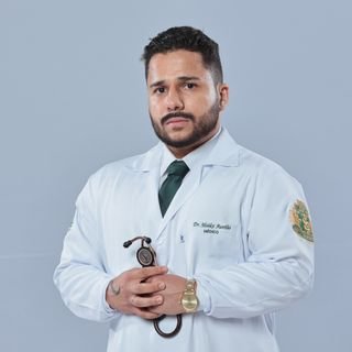 Dr. Maike Aurélio