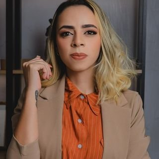 Dra. Nayara Freitas carvalho