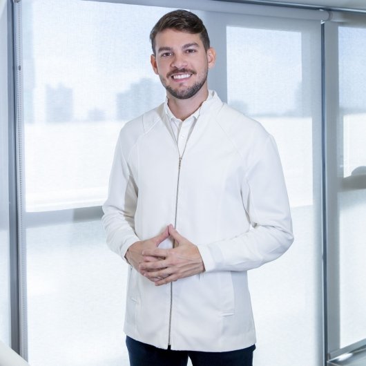 Dr. Davi Correia de Oliveira
