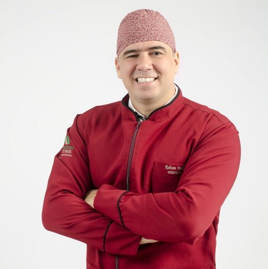 Dr. Robson André Mendes Pacheco