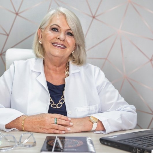 Prof. María Alice Brandão