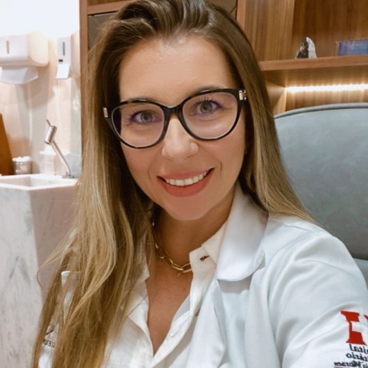 Dra. Luiza Correa Rodrigues Dalpiero