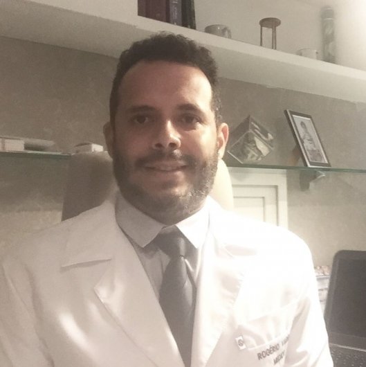 Dr. Rogerio Wagner Borges Varela