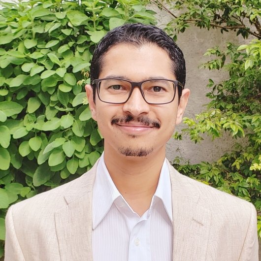 Dr. Pablo Benely