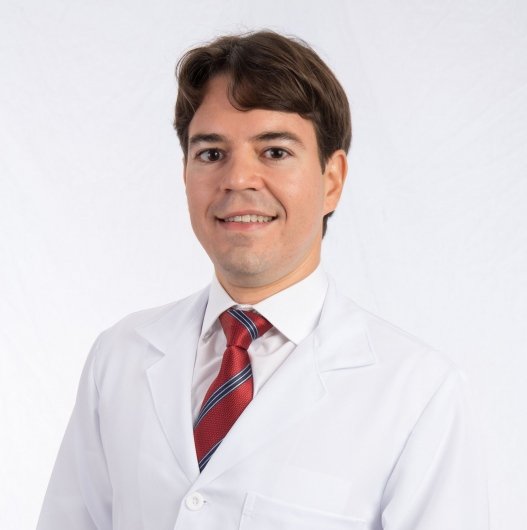 Dr. Bruno Cavalcanti