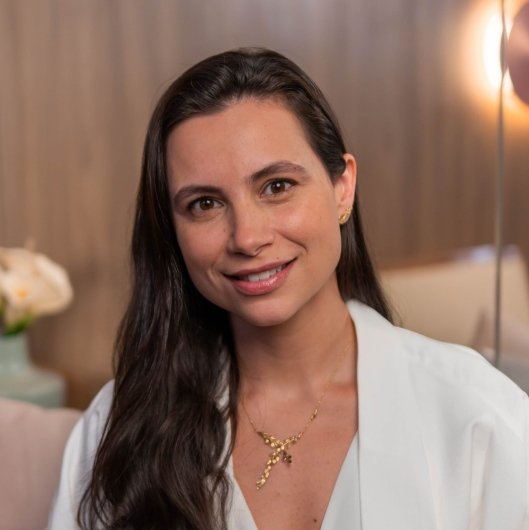 Dra. Marina Lopes