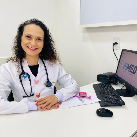 Dra. Naiara Lima Vieira