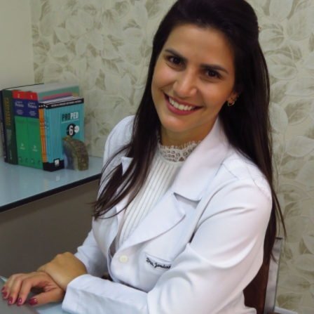 Dra. Jordana Campostrini Coelho Giacomin