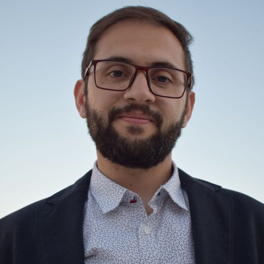 Prof. Cauan Esplugues Silva