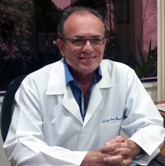 Dr. Sergio Neves Pampanelli