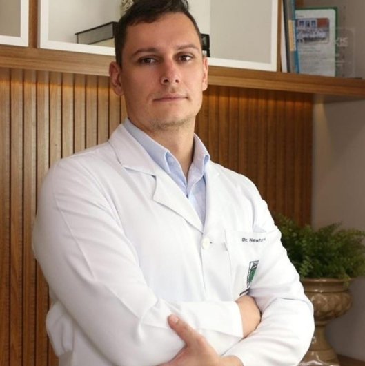 Dr. Newton Moreira de Lima Neto