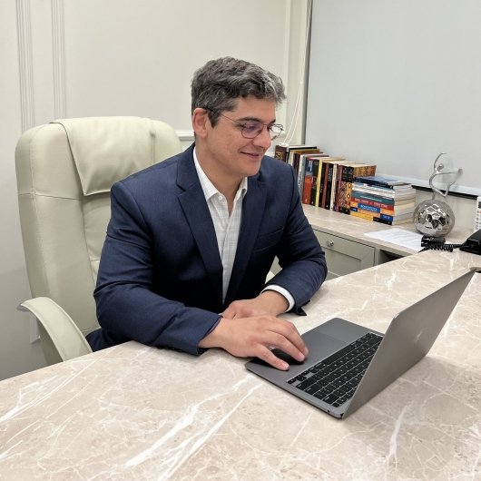 Dr. Guilherme Prado Mattar