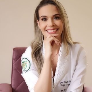Dra. Tatiane Arêdes