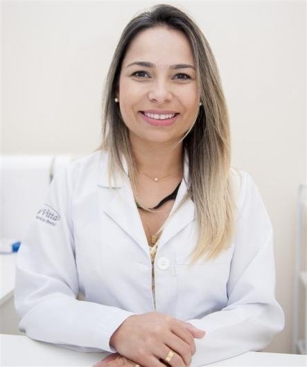 Dra. Amanda Silva Domingues