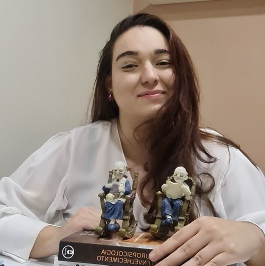 Luciana Oliveira de Carvalho