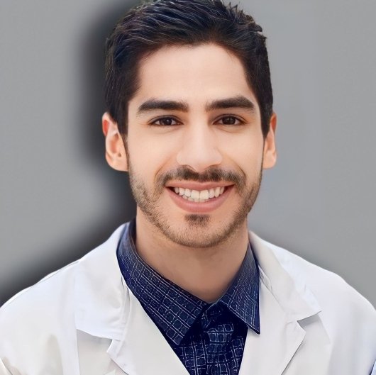 Dr. André Mahmoud
